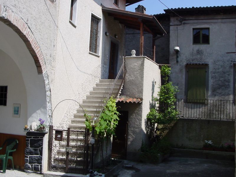 Lago d'Iseo Affitto appartamento per vacanze a Riva di Solto