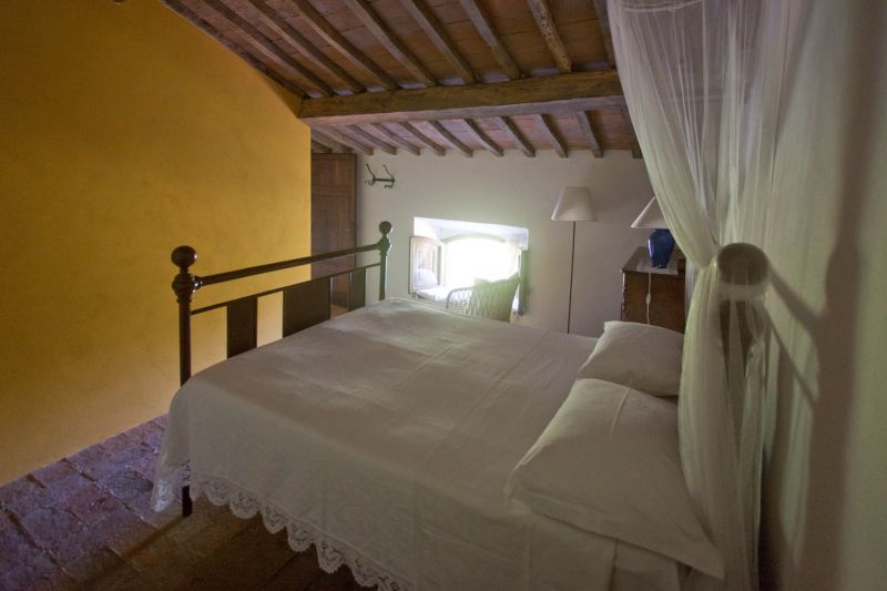 a Saturnia , elegante B&B in palazzina d'epoca con vista sulle Terme