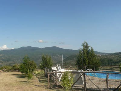 AFFITTASI APPARTAMENTI IN CAMPAGNA CON PISCINA - MONTE AMIATA MAREMMA